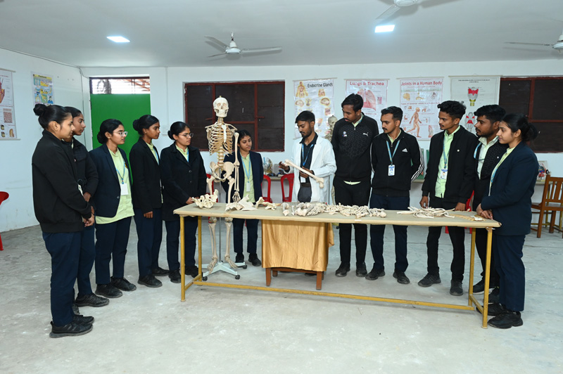  PRE-CLINICAL SCIENCE LAB
